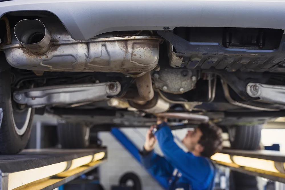 Can a Bad Oxygen Sensor Cause Black Exhaust?