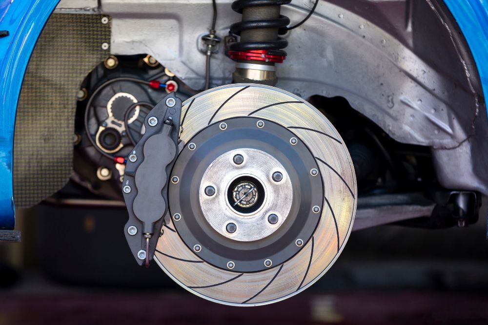 What is the Difference Between Disc and Drum Brakes?